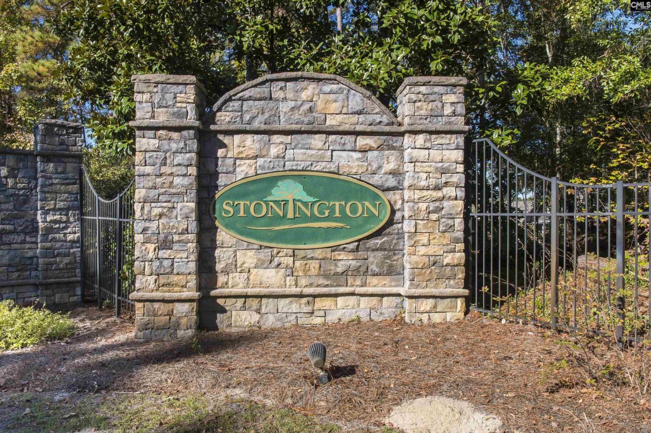 102 Roundtree Road  Photo 51