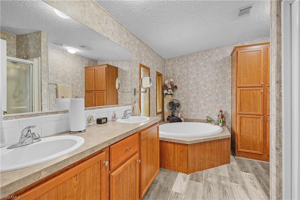 4808 Curlew Dr, Saint James City, FL 33956 Photo