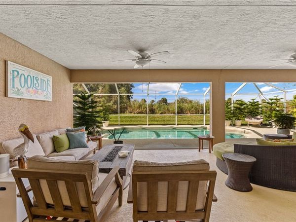 5691 Riverboat Circle SW, Vero Beach, FL 32968