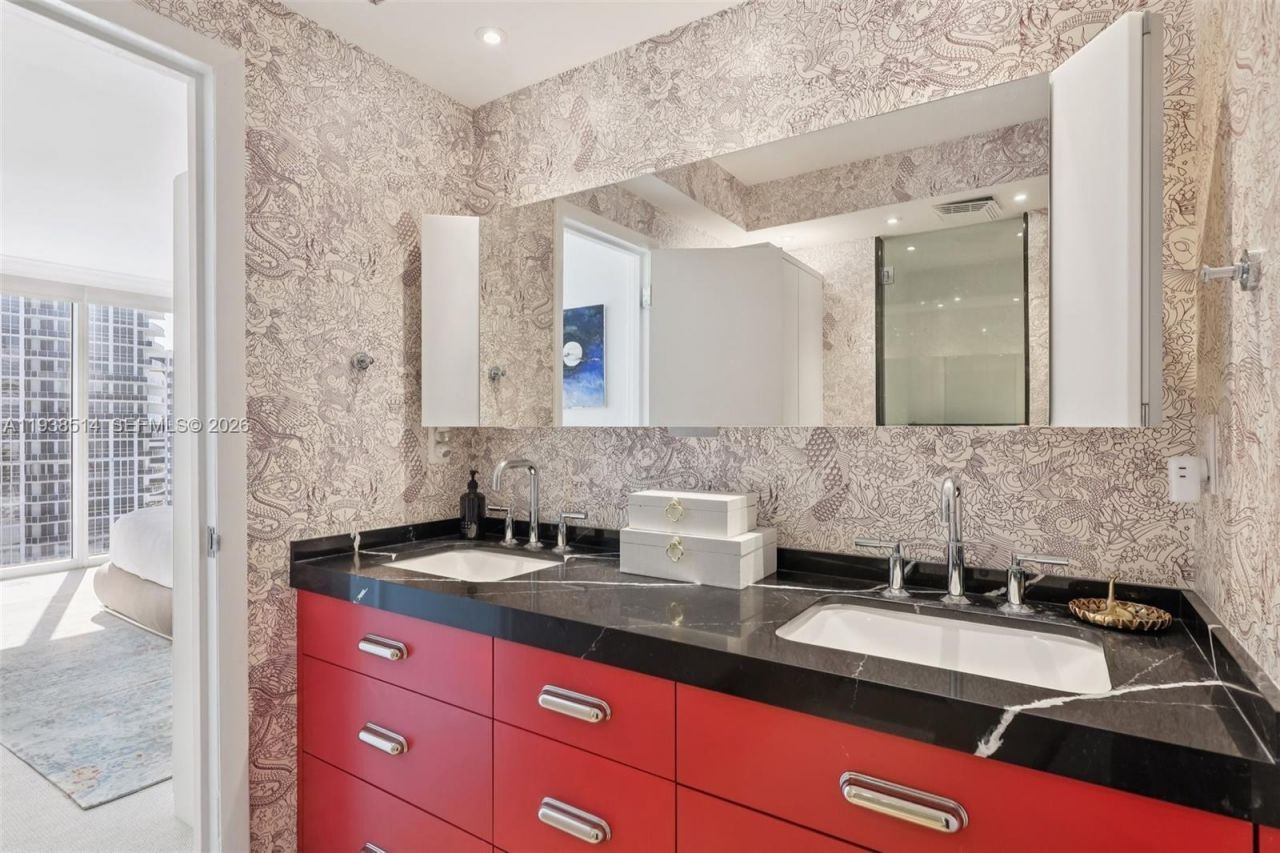 10275 Collins Ave, Unit 1110, Bal Harbour, FL 33154 Photo