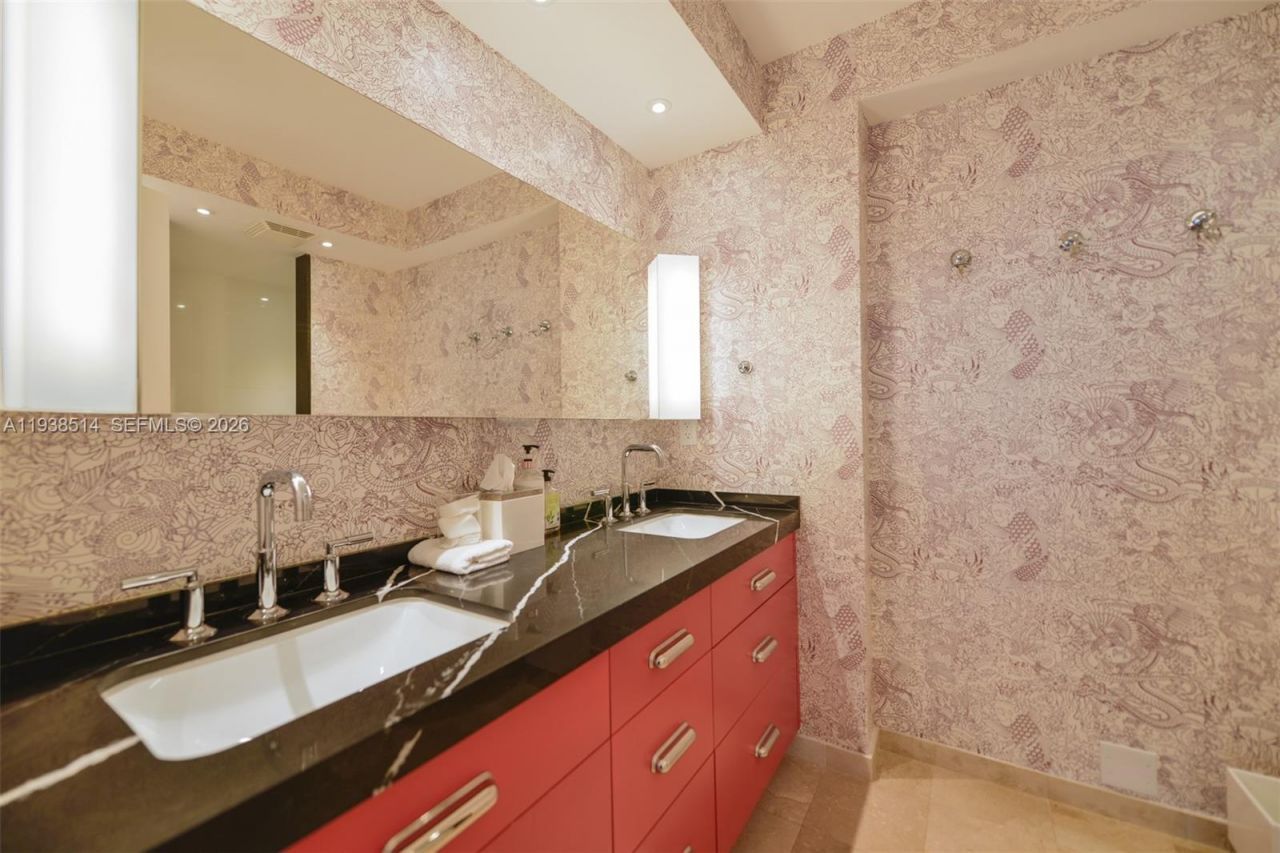 10275 Collins Ave, Unit 1110, Bal Harbour, FL 33154 Photo