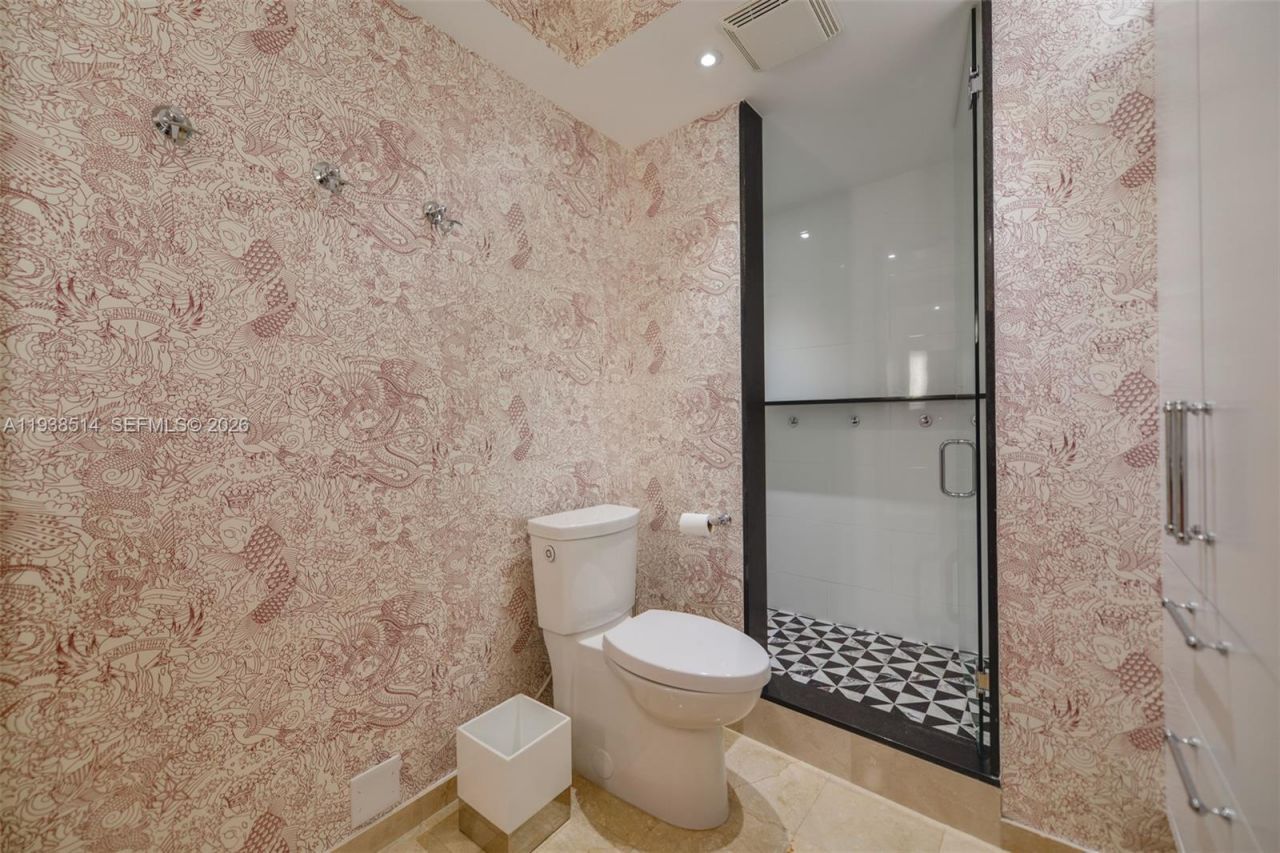 10275 Collins Ave, Unit 1110, Bal Harbour, FL 33154 Photo