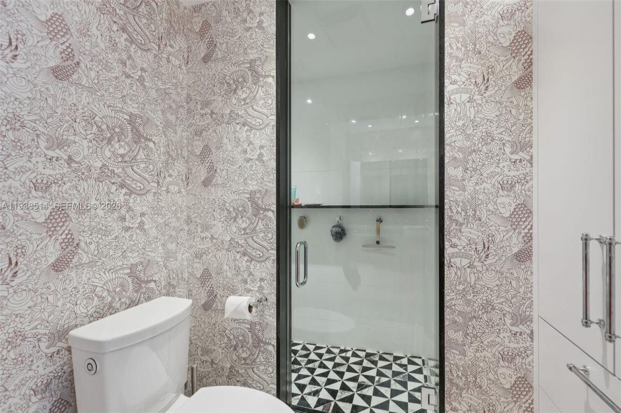 10275 Collins Ave, Unit 1110, Bal Harbour, FL 33154 Photo