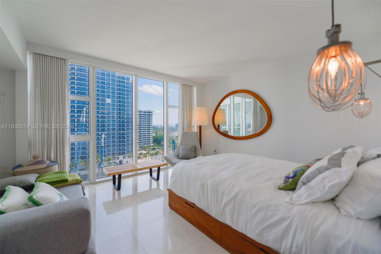 10275 Collins Ave, Unit 1110, Bal Harbour, FL 33154 Photo