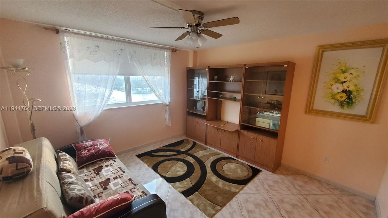 1833 S Ocean Dr, Unit 1506, Hallandale Beach, FL 33009 Photo