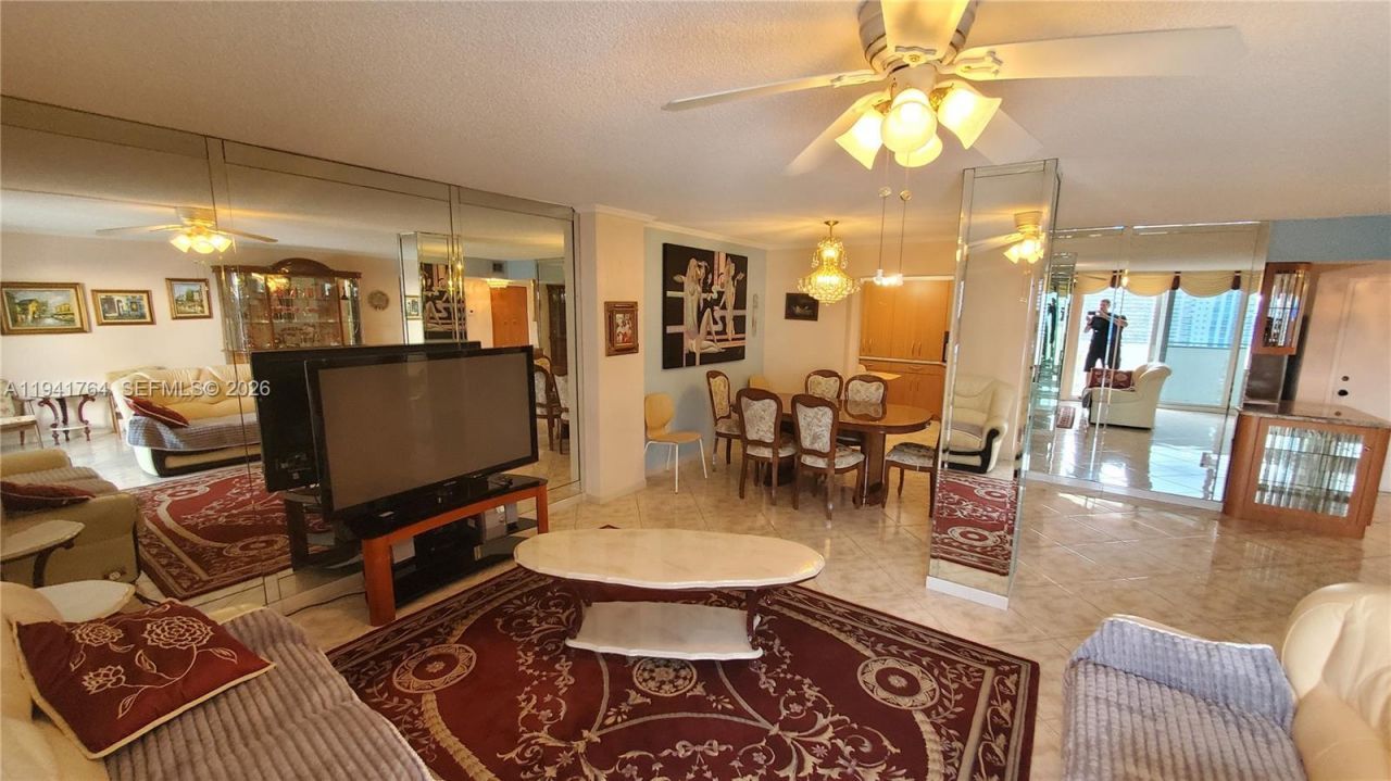 1833 S Ocean Dr, Unit 1506, Hallandale Beach, FL 33009 Photo