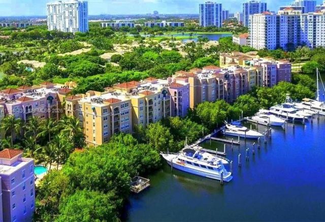 19555 E Country Club Dr , Unit 8507, Aventura, FL 33180 Photo