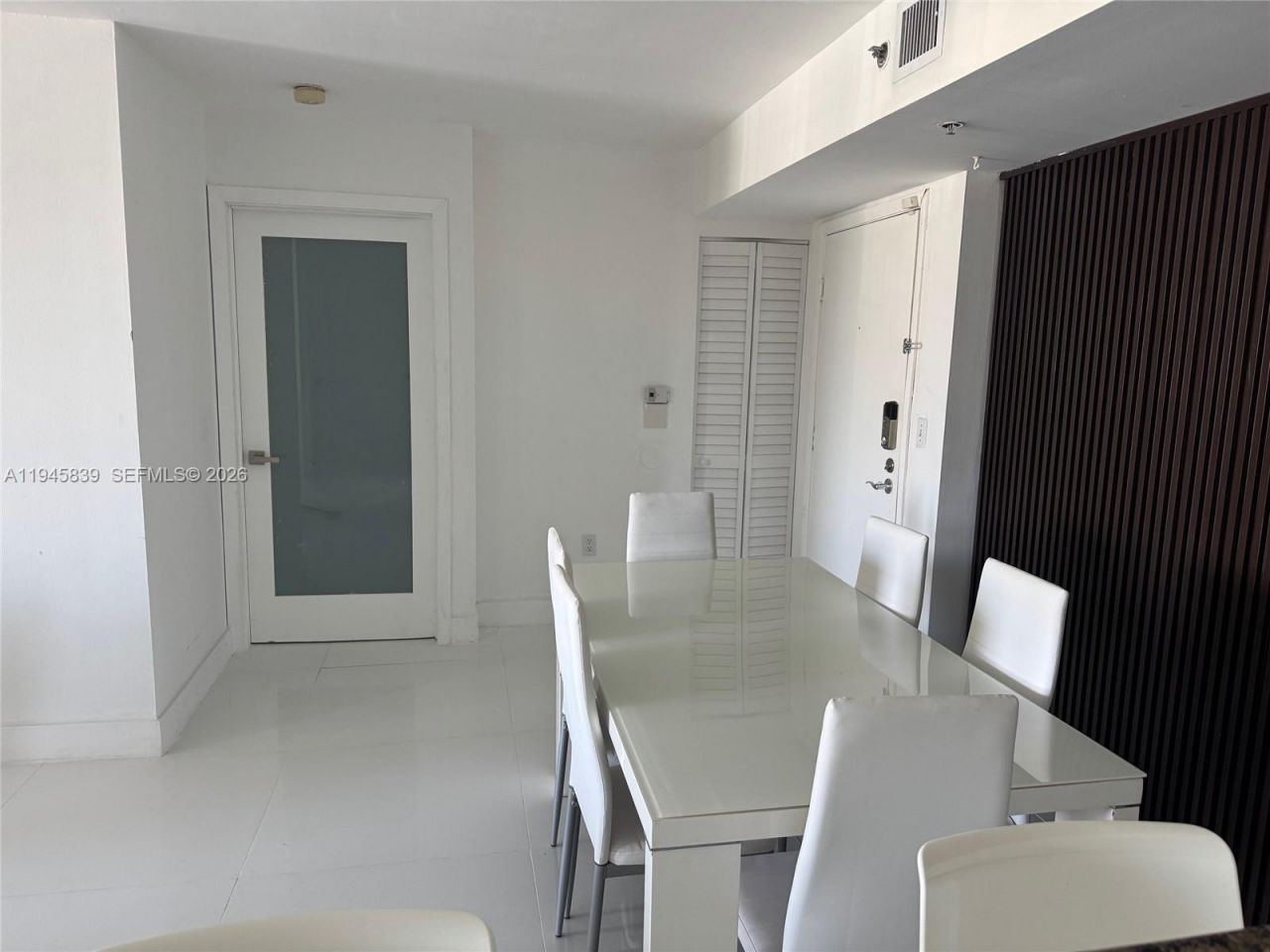 19555 E Country Club Dr , Unit 8507, Aventura, FL 33180 Photo