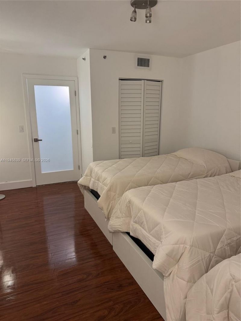 19555 E Country Club Dr , Unit 8507, Aventura, FL 33180 Photo