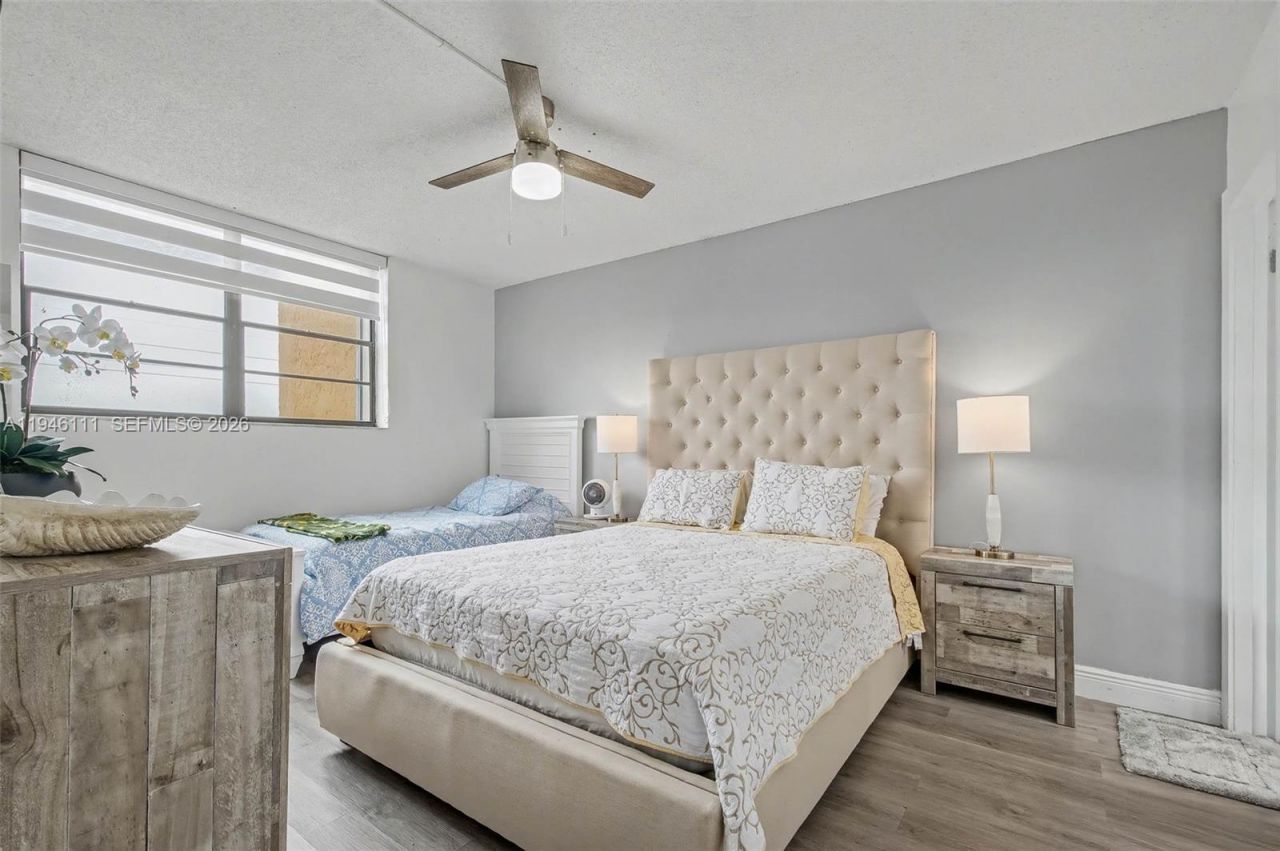 6831 W 14th Ct, Unit 403, Hialeah, FL 33014 Photo