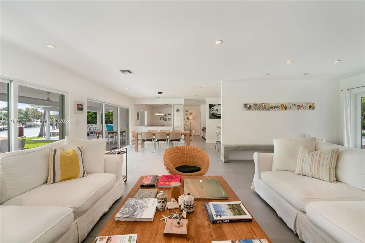 861 Harbor Dr, Key Biscayne, FL 33149 Photo