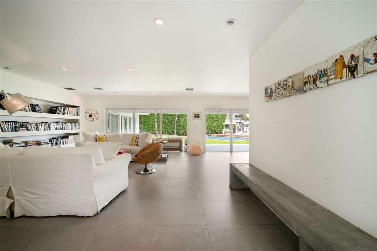 861 Harbor Dr, Key Biscayne, FL 33149 Photo