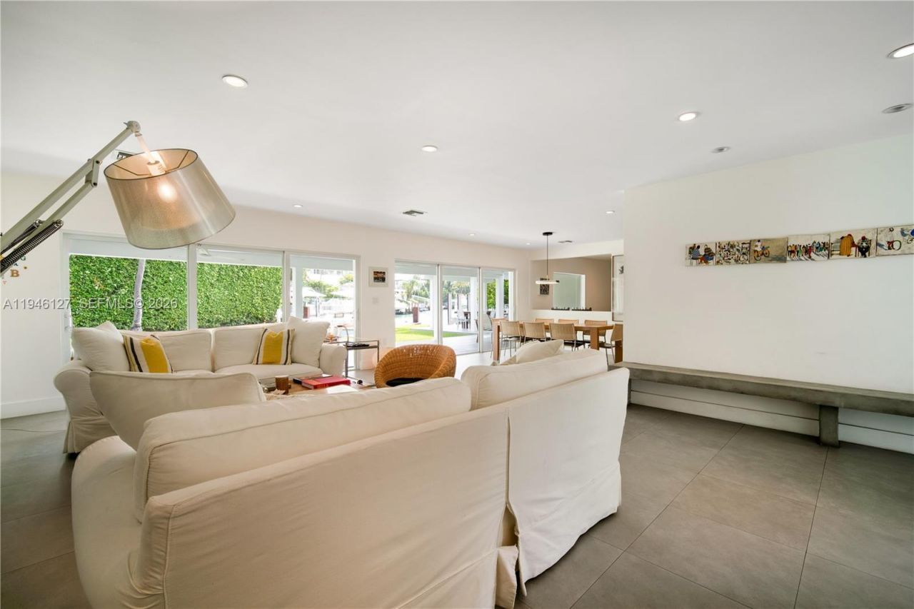 861 Harbor Dr, Key Biscayne, FL 33149 Photo