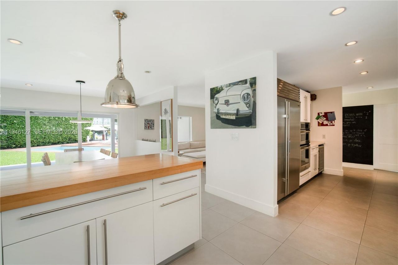 861 Harbor Dr, Key Biscayne, FL 33149 Photo