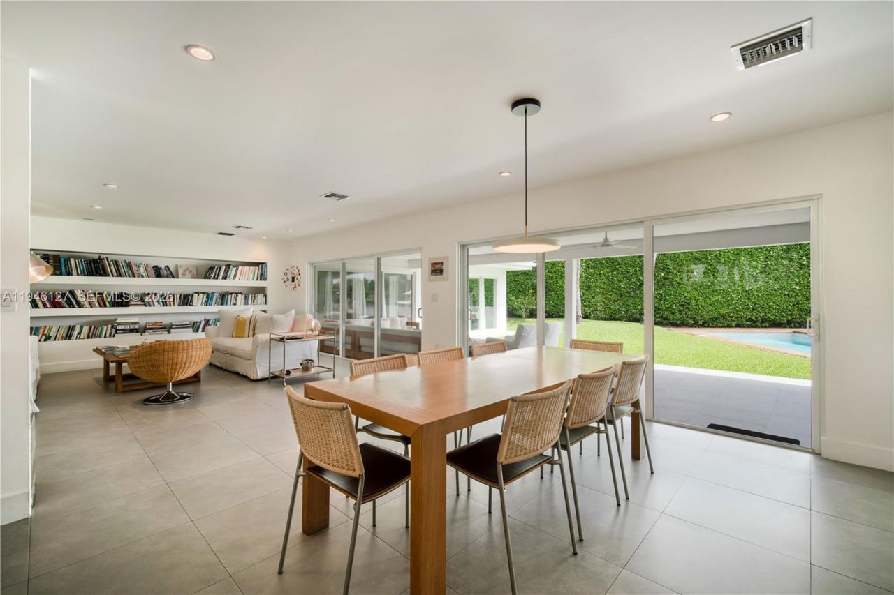 861 Harbor Dr, Key Biscayne, FL 33149 Photo