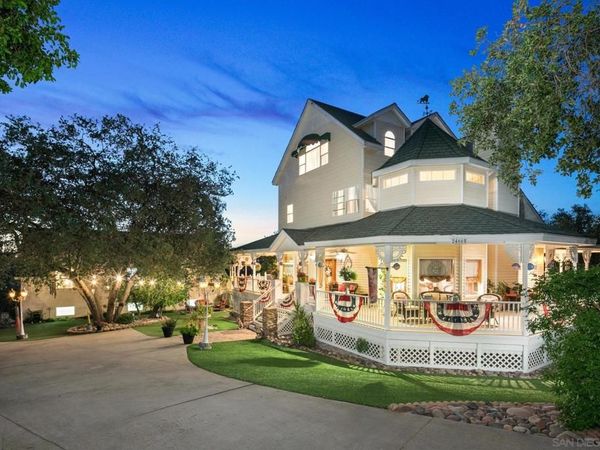 24665 Rancho Santa Teresa Dr, Ramona, CA 92065