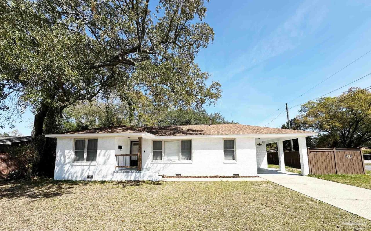 2100 N Spring St, Pensacola, FL 32501 Main Photo
