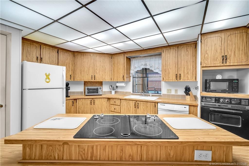 4676 SE Basswood Terrace, Stuart, FL 34997 Photo