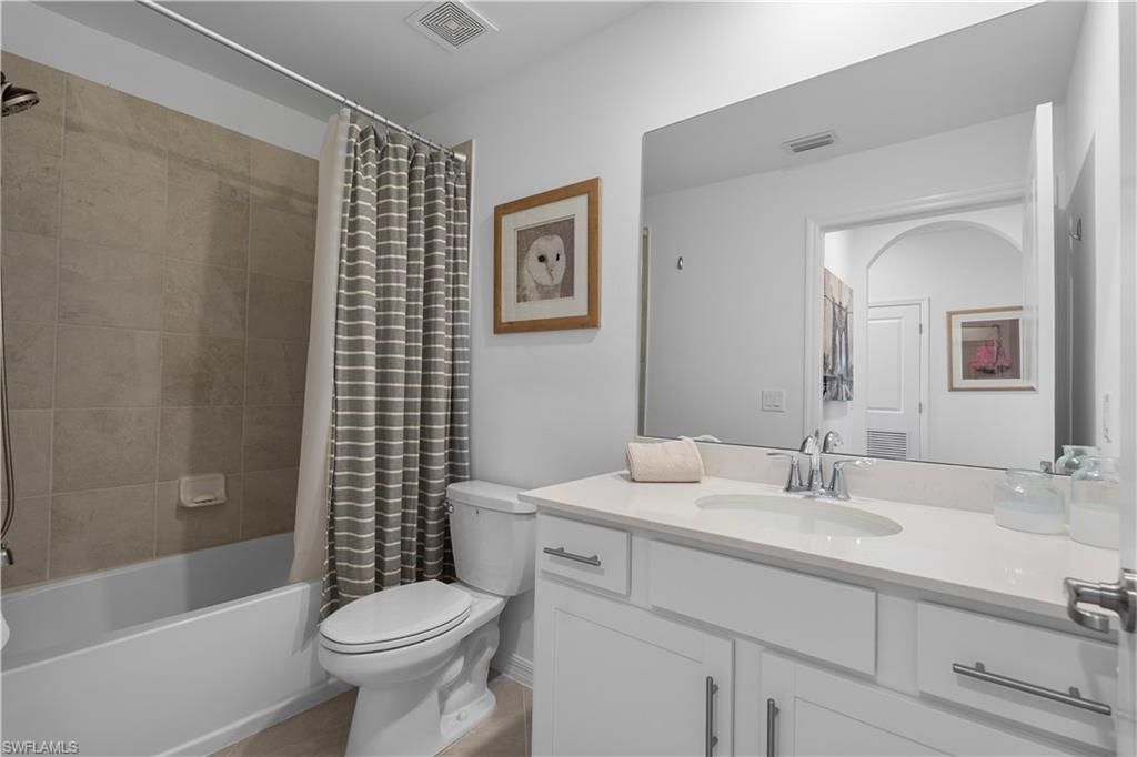 5629 Double Eagle Cir, Unit 4233, Ave Maria, FL 34142 Photo