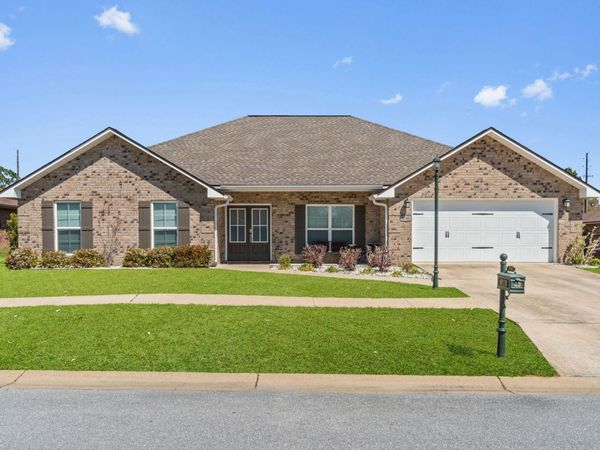 4746 Chanson Crossing, Crestview, FL 32539