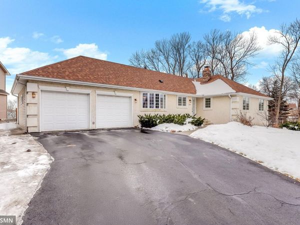 18455 95th Place N, Maple Grove, MN 55311