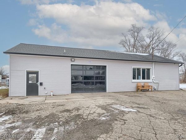5482 Miller Road, Swartz Creek, MI 48473