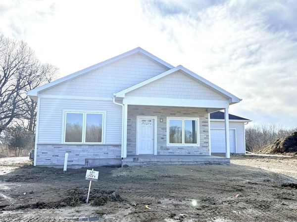 2484 Tiffany Court, Dubuque, IA 52001