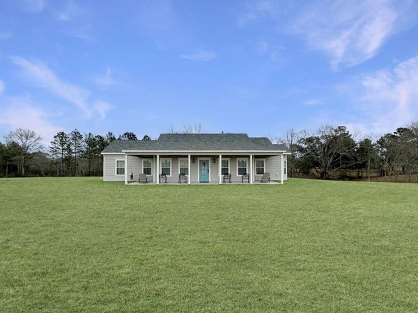 3064 Highway 53 , Poplarville, MS 39470