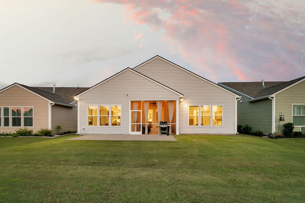 677 Marsh Cove Circle Photo 33