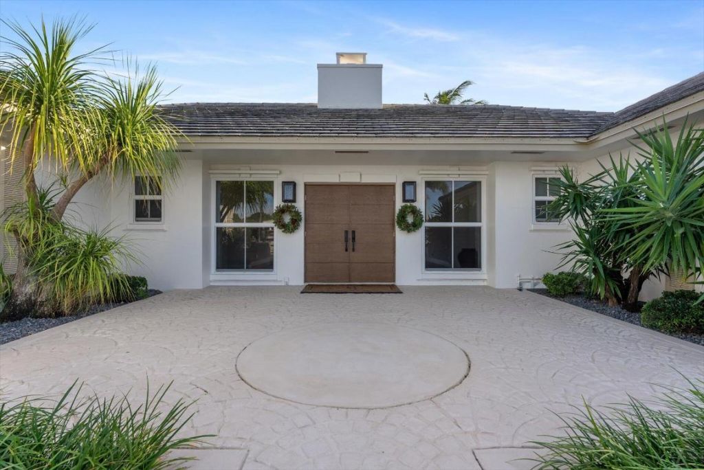 872 Lilac Drive, Boca Raton, FL 33487 Photo