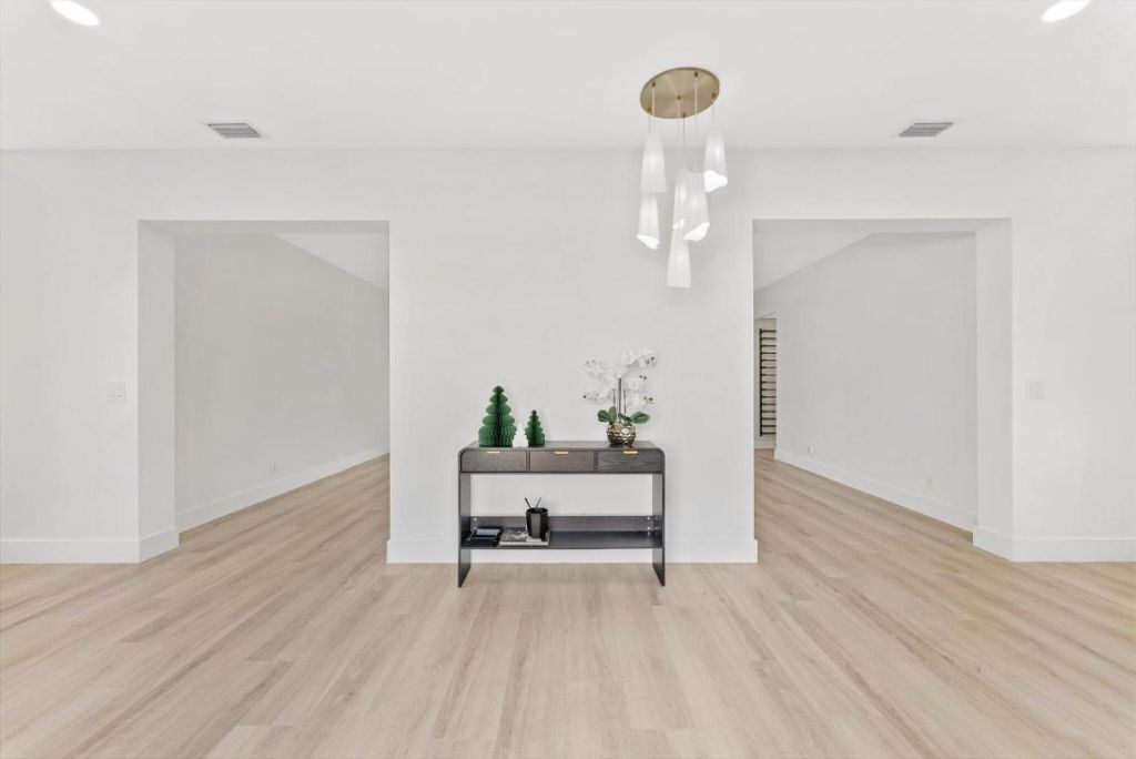 872 Lilac Drive, Boca Raton, FL 33487 Photo