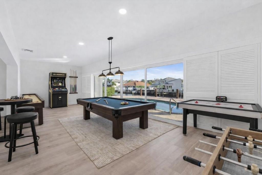 872 Lilac Drive, Boca Raton, FL 33487 Photo