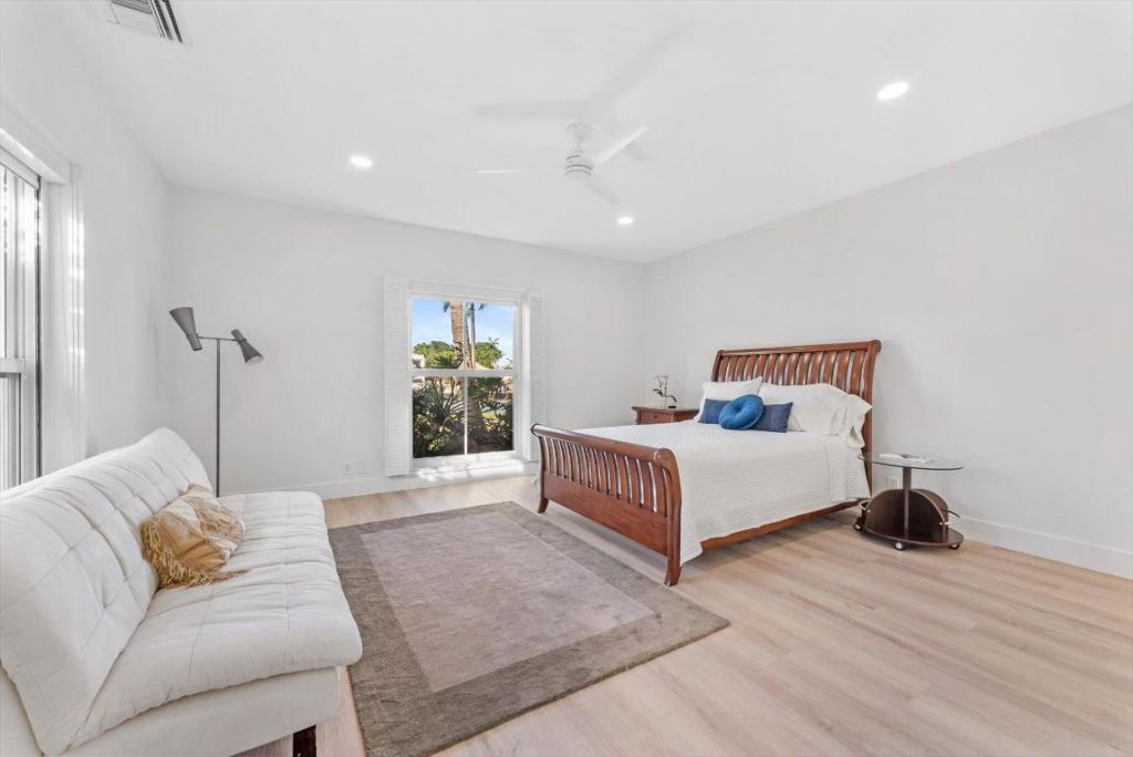 872 Lilac Drive, Boca Raton, FL 33487 Photo