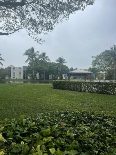 955 Egret Circle, Unit 411, Delray Beach, FL 33444 Photo