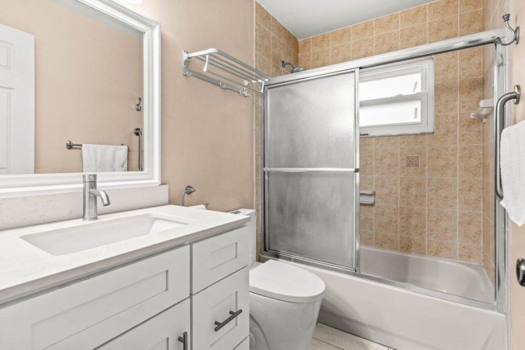 1501 N Palmway, Lake Worth Beach, FL 33460 Photo