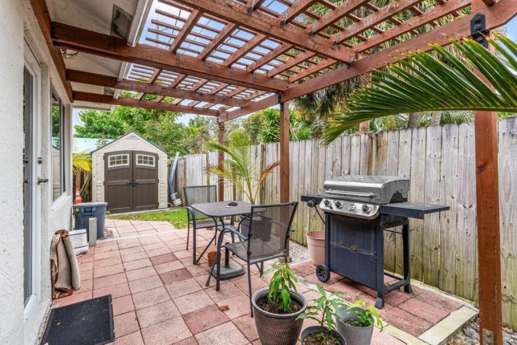 1501 N Palmway, Lake Worth Beach, FL 33460 Photo