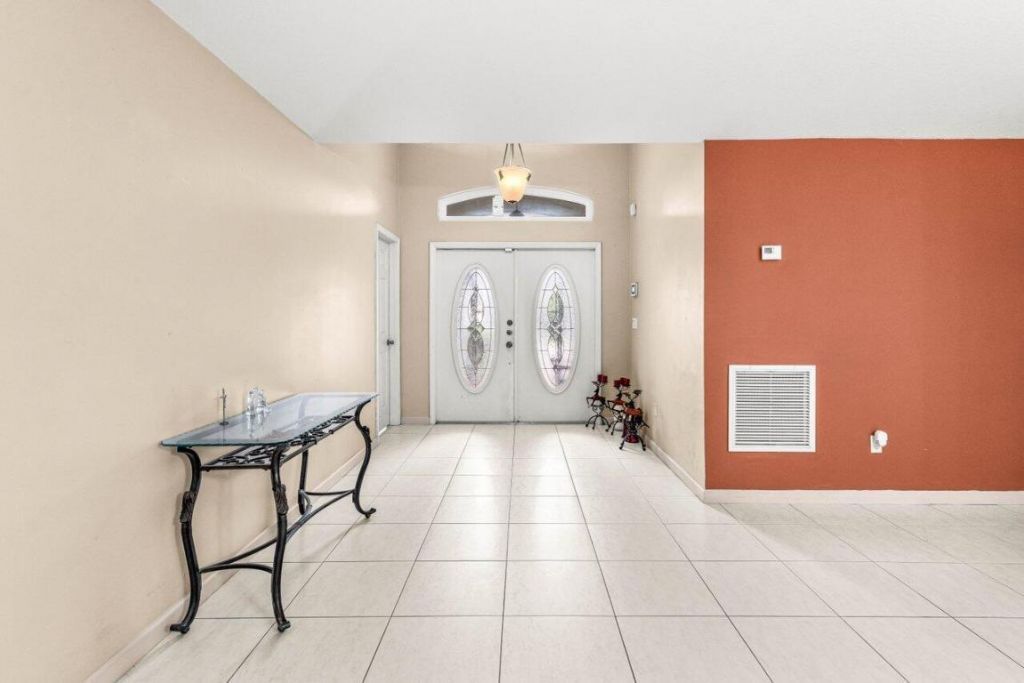 1501 N Palmway, Lake Worth Beach, FL 33460 Photo