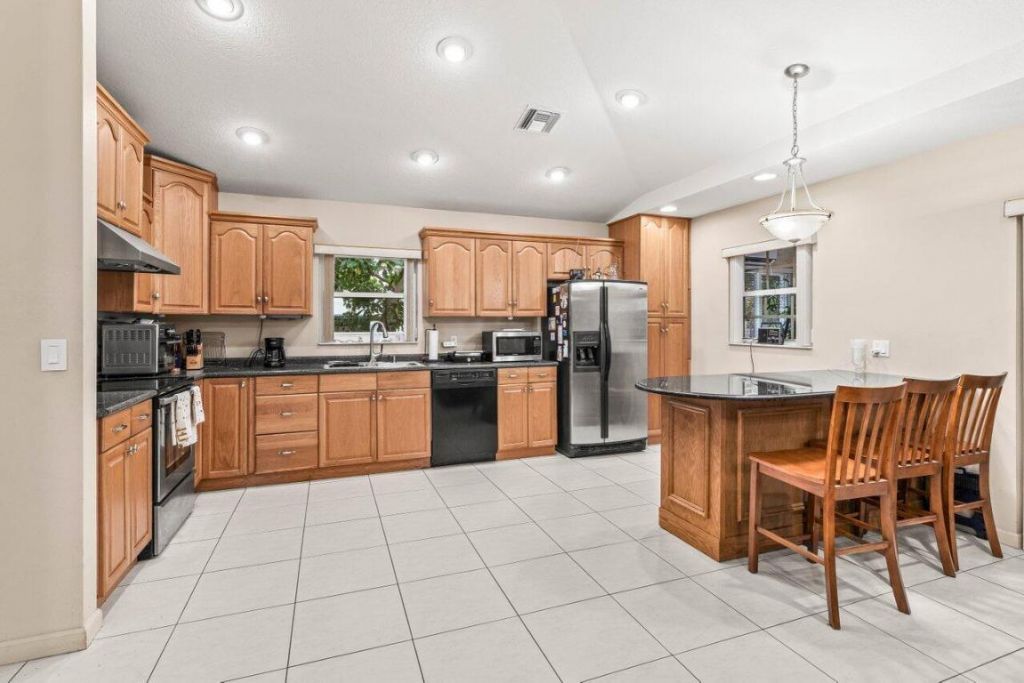 1501 N Palmway, Lake Worth Beach, FL 33460 Photo