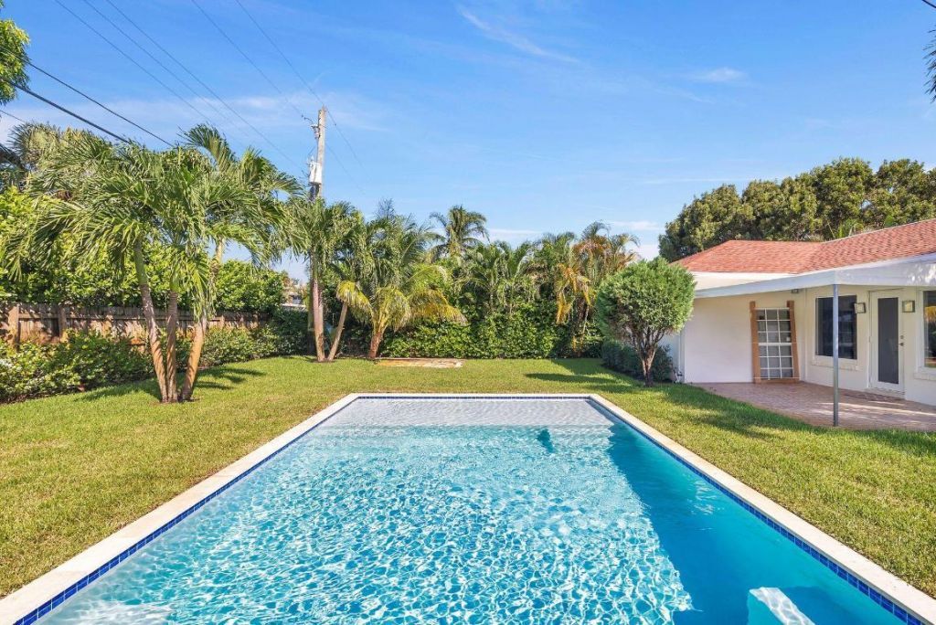 361 Franklin Road, West Palm Beach, FL 33405 Photo