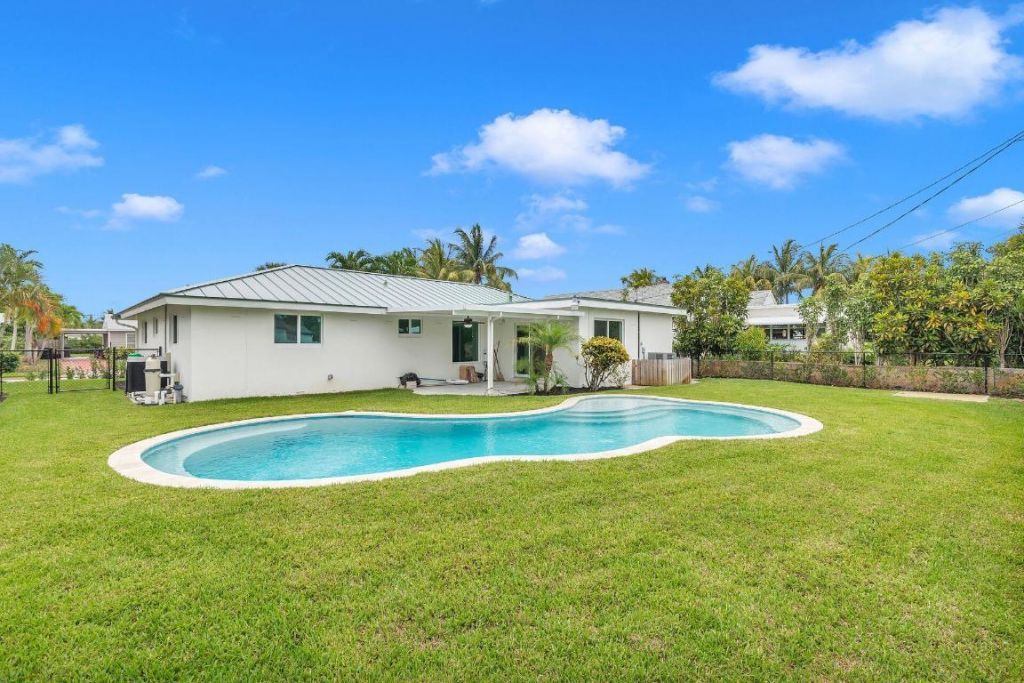 369 Franklin Road, West Palm Beach, FL 33405 Photo