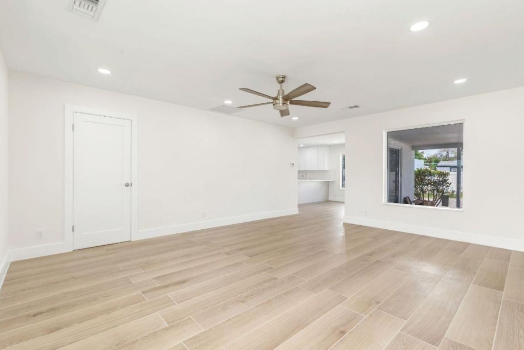 369 Franklin Road, West Palm Beach, FL 33405 Photo