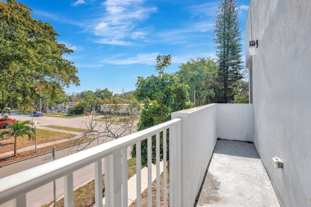 1104 S 20th Avenue, Hollywood, FL 33020 Photo