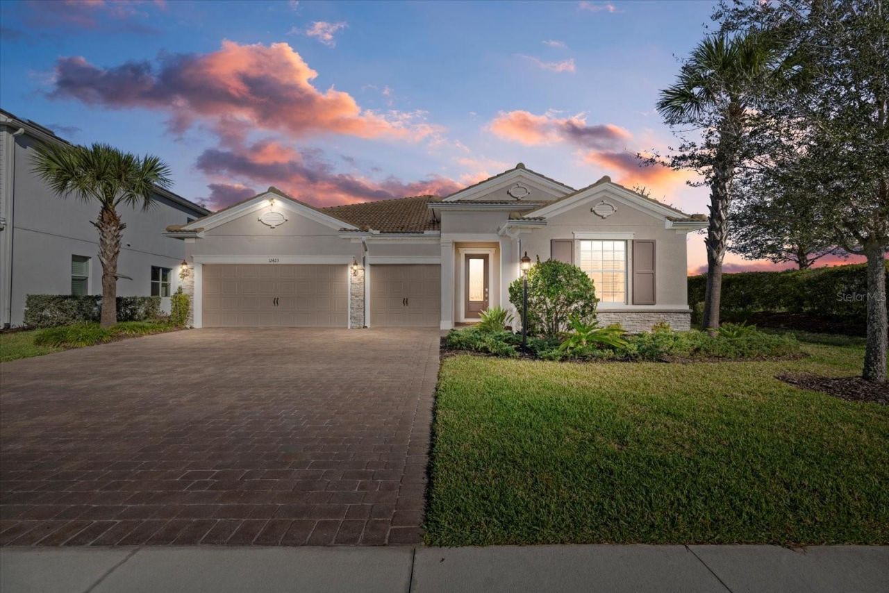12423 Blue Hill Trail, Lakewood Ranch, FL 34211 Photo