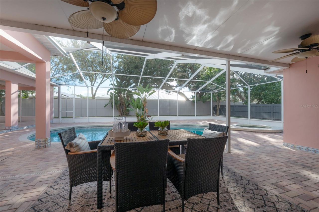 2908 Whittington Place, Tampa, FL 33618 Photo