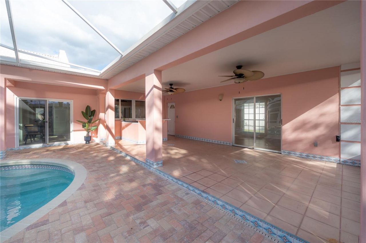 2908 Whittington Place, Tampa, FL 33618 Photo