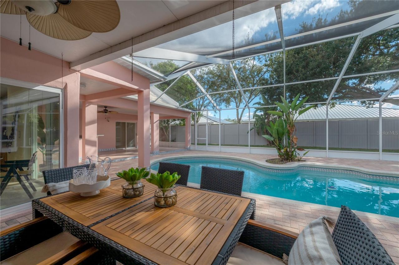 2908 Whittington Place, Tampa, FL 33618 Photo