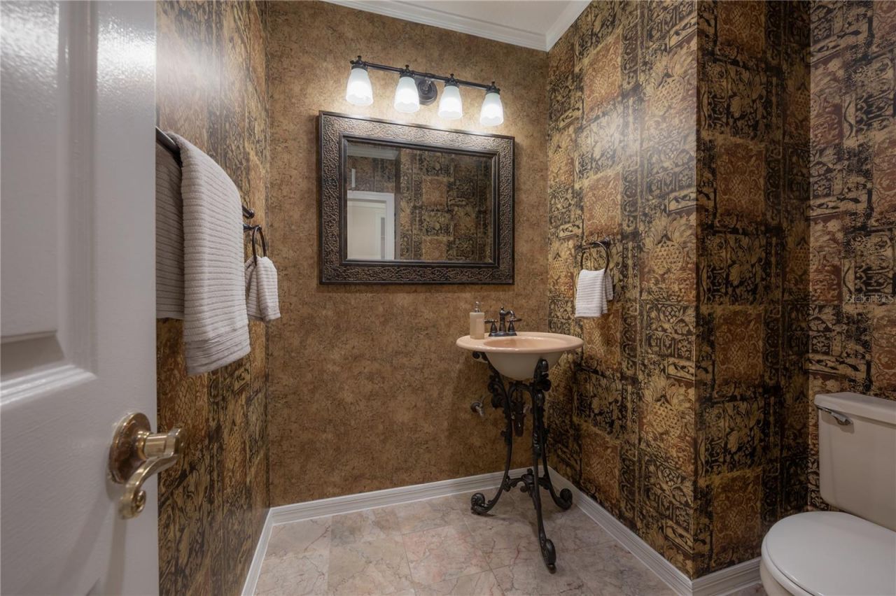 2908 Whittington Place, Tampa, FL 33618 Photo