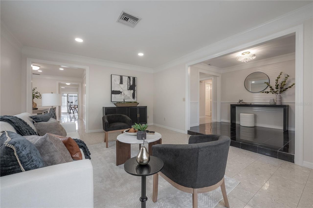 2908 Whittington Place, Tampa, FL 33618 Photo