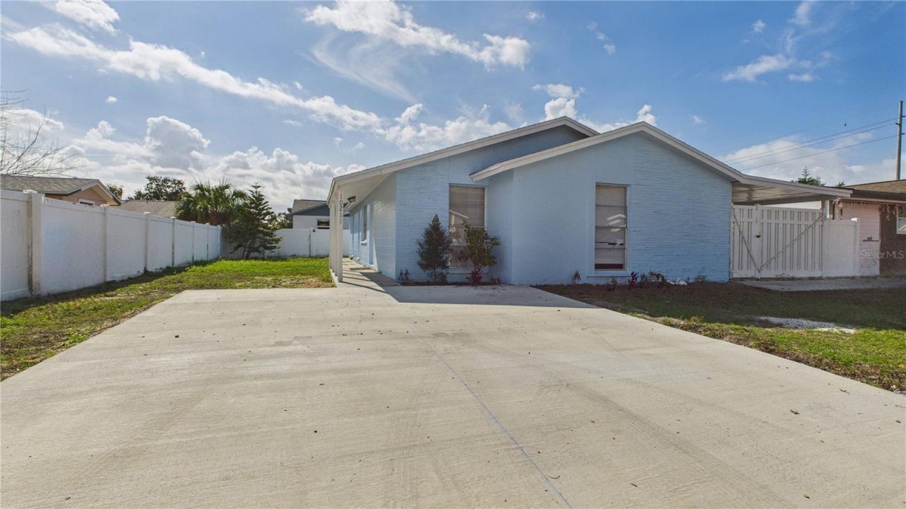 10214 Cutten Green Court, Tampa, FL 33615 Main Photo