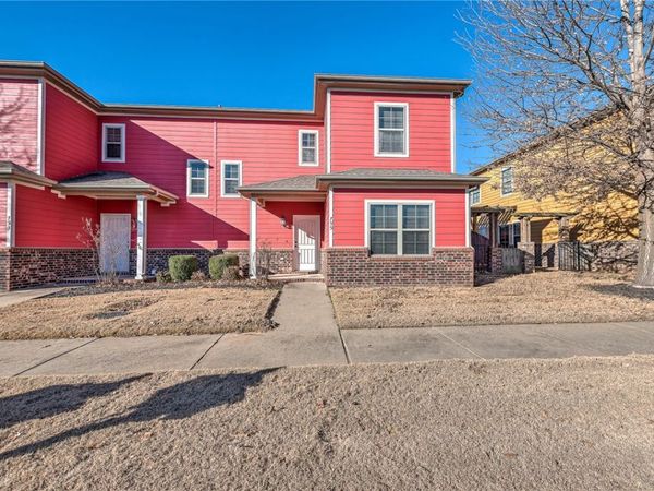 755 N Wordsworth Lane , Fayetteville, AR 72704